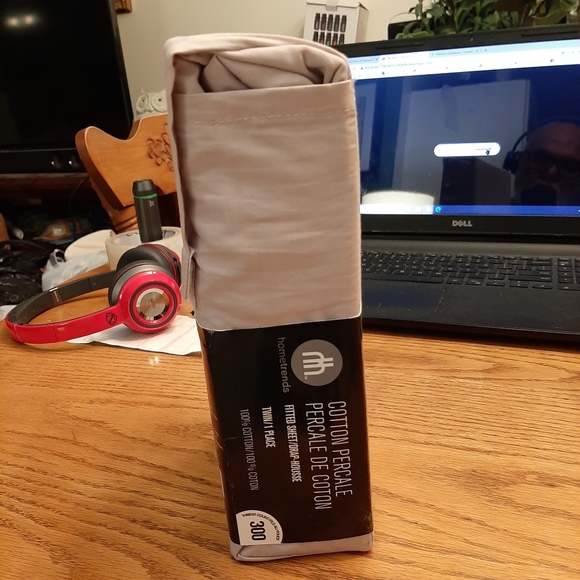 Twin bedding - Picture 2 of 5